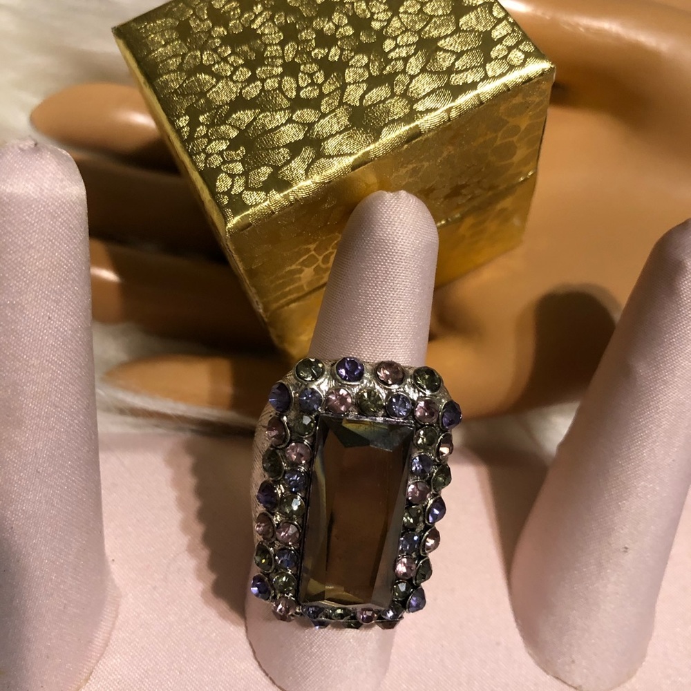 Beautiful Big Bling Stretch Fun Ring!!!